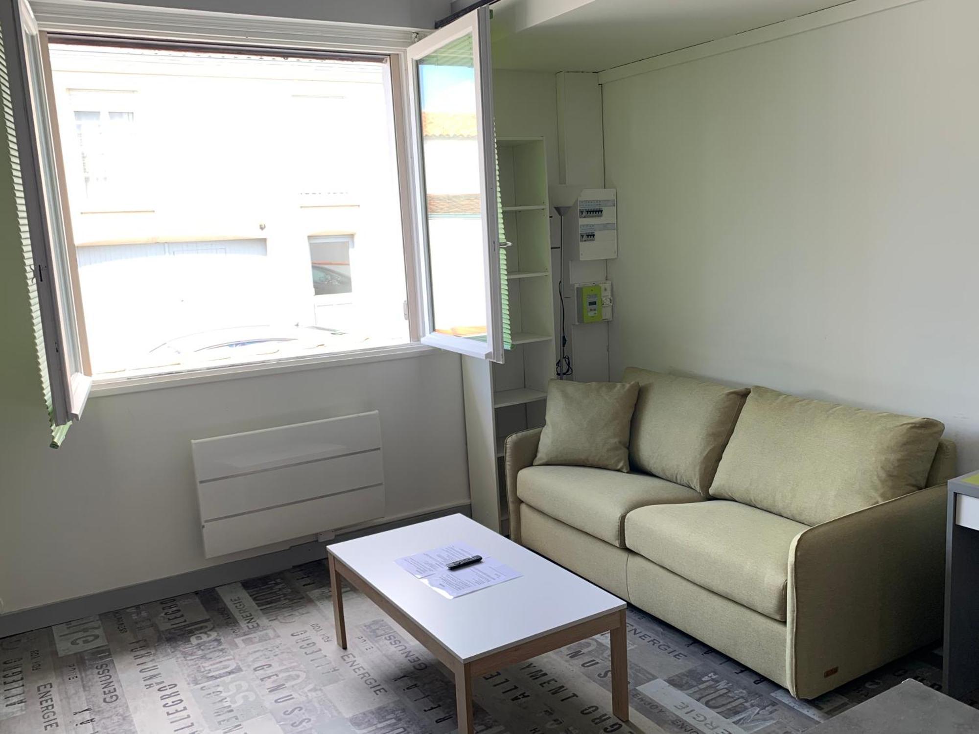 Appartement Tout Confort En Mezzanine A 20Mn A Pied Du Centre-Ville Avec Tv Et Wifi La Rochelle  Ngoại thất bức ảnh